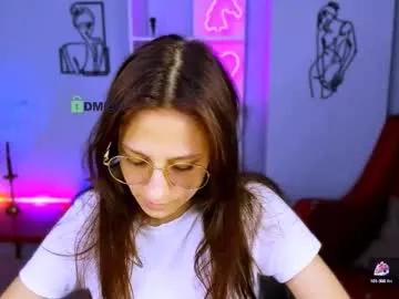 laura_queen_ on Chaturbate