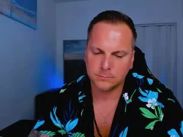 leoboyf4f on Chaturbate