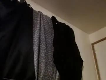 letsplay361 on Chaturbate