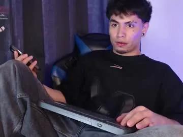 liam_ruiz_ on Chaturbate