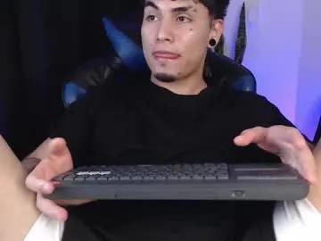 liam_ruiz_ on Chaturbate