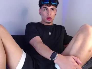 liam_ruiz_ on Chaturbate
