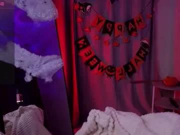 lilithstrangfor on Chaturbate