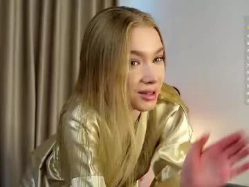 lipswithsweetonthem on Chaturbate