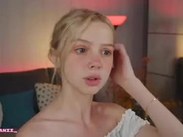 little_anitta on Chaturbate 