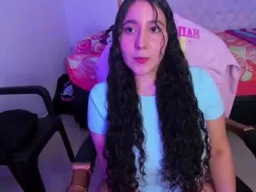 little_sparkles_0f_l0v3 on Chaturbate