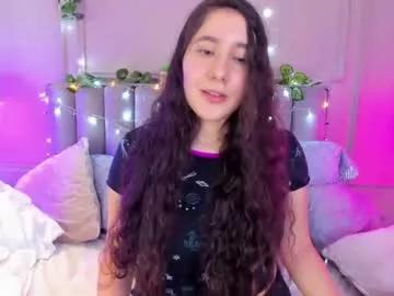 little_sparkles_0f_l0v3 on Chaturbate