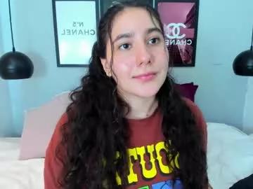 little_sparkles_0f_l0v3 on Chaturbate