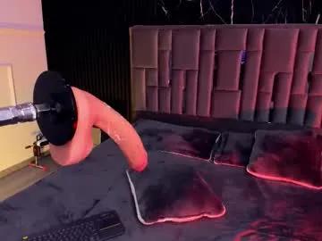 lolaangellx on Chaturbate