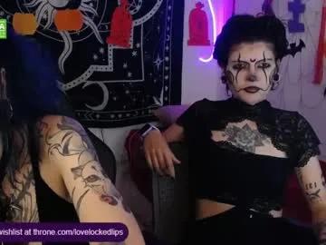 lovelockedlips on Chaturbate