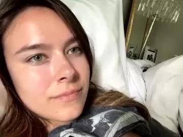 lucy12821 on Chaturbate