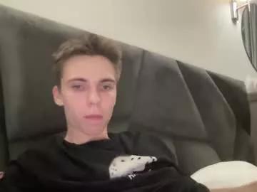 luis_7777 on Chaturbate