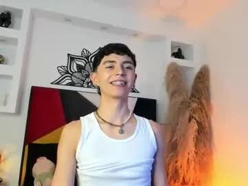 maiky_cooper on Chaturbate