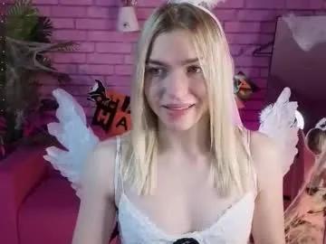 margo_robbbie on Chaturbate