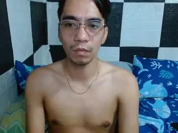 massive_boner02 on Chaturbate