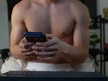 max_cortes1_ on Chaturbate