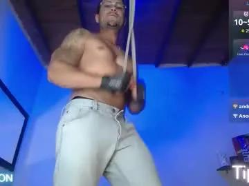 maxi_mux1 on Chaturbate