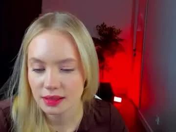 melanie_ryer on Chaturbate