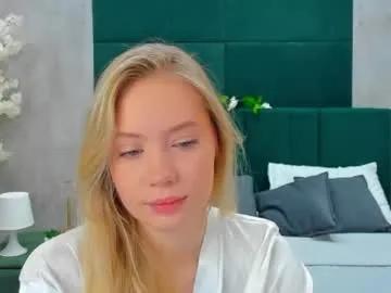 melanie_ryer on Chaturbate