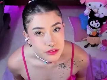 melody_suarez on Chaturbate
