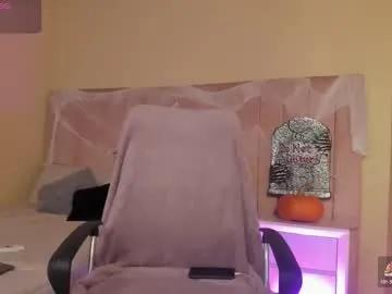 mia_mtnz02 on Chaturbate