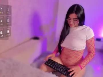 miah_luv on Chaturbate