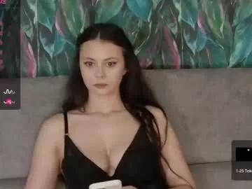 miley_queen22 on Chaturbate 