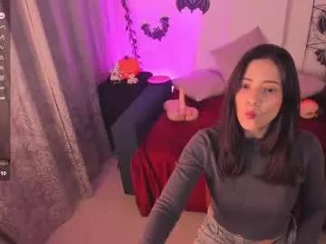 mishelkrave_ on Chaturbate