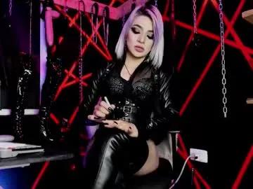 missdarklady on Chaturbate