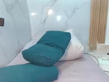 mollyguns on Chaturbate 