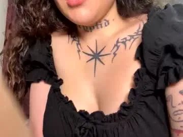 moonkitty6969 on Chaturbate