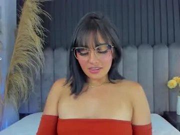 nanda_vixen_ from Chaturbate