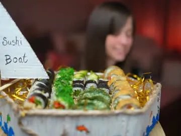 newchloe18 on Chaturbate