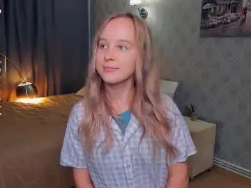 nicolavanderbie on Chaturbate