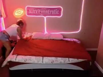 nikkilynnerotic from Chaturbate