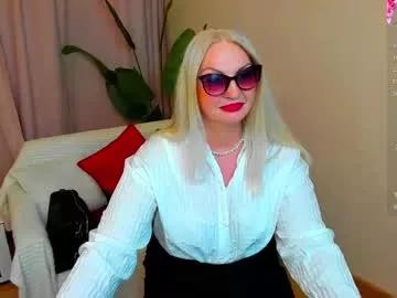 nina_deville on Chaturbate 