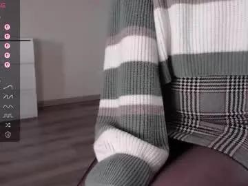 noelleneptune on Chaturbate