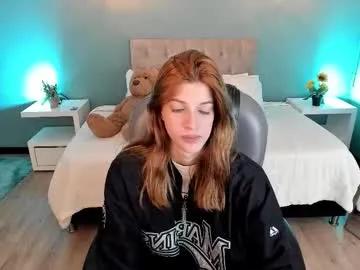 nora_vennucci on Chaturbate
