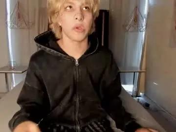 oliiverr22 from Chaturbate