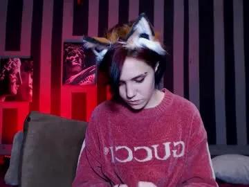 onaloon on Chaturbate