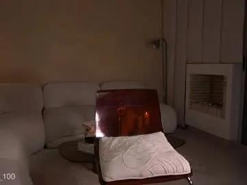 paulacora100 on Chaturbate