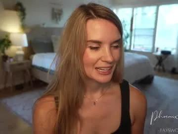 phoenix_taylor on Chaturbate