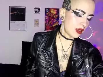 plutonbluemoon_999 on Chaturbate