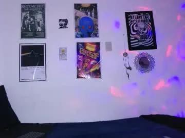 plutonbluemoon_999 on Chaturbate