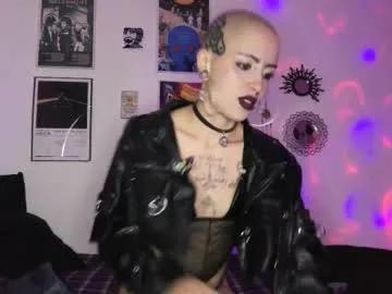 plutonbluemoon_999 on Chaturbate