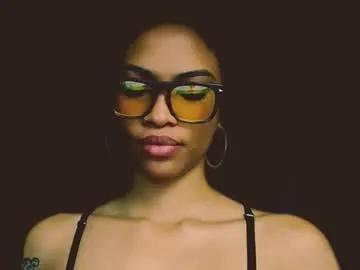 queendom_ing on Chaturbate