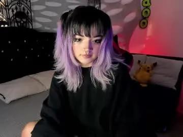 ravencollen on Chaturbate