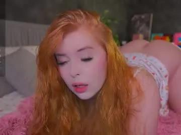 redhotvixen_ on Chaturbate