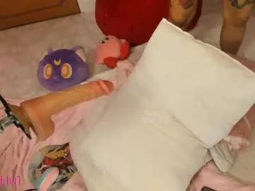 redlu_1 on Chaturbate