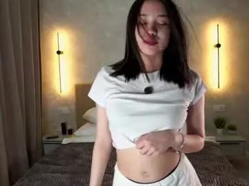 rowenahanchett on Chaturbate 